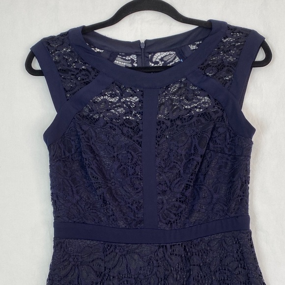 Enfocus Navy Blue Lace Cocktail Dress Size 8 - Picture 3 of 11